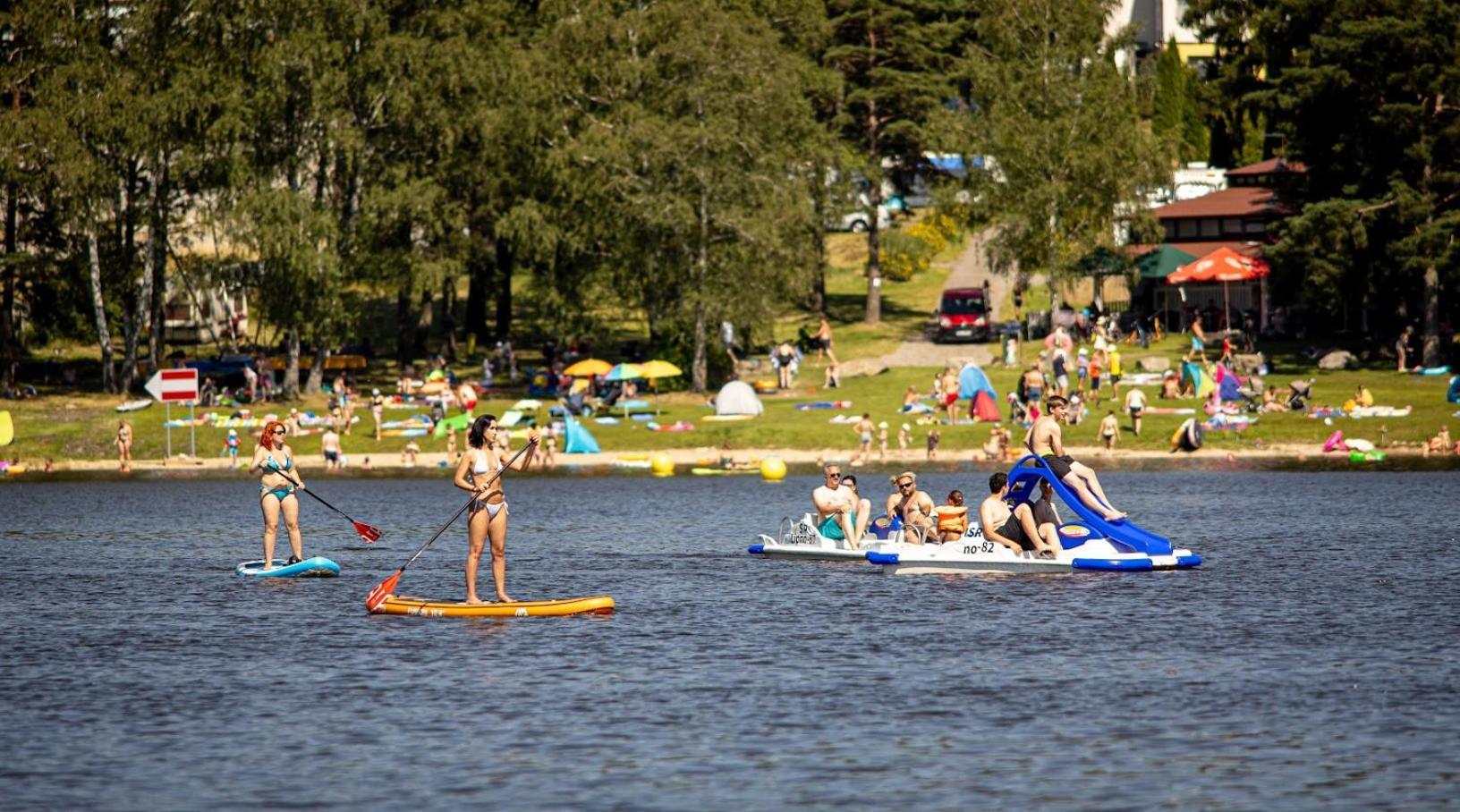 Korzo Lipno C Lägenhet Lipno nad Vltavou Exteriör bild